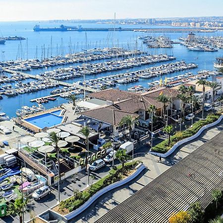 2 Bedroom Stunning Apartment In Τορεβιέχα Εξωτερικό φωτογραφία